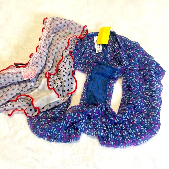 🔥5/$55 2pk 💕NWT SZ MEDIUM RUFFLE BOTTOM 💜 HEART ♥️ PATTERN - Picture 9 of 9